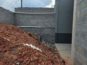 Galpão para alugar em Guarulhos, 280 m2 úteis