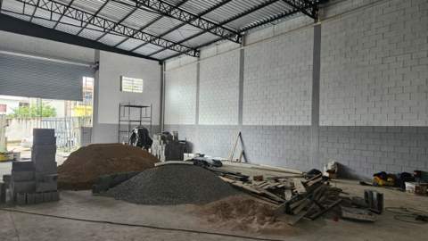 Galpão para alugar em Guarulhos (V Nova Bonsucesso), 3 banheiros, 6 vagas, 500 m2 de área útil, código 181-2169 (1/18)