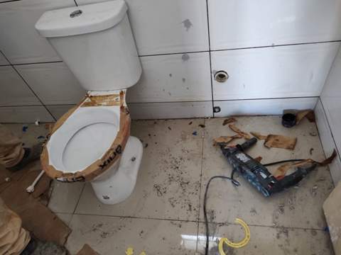 Galpão para alugar em Guarulhos (V Nova Bonsucesso), 3 banheiros, 4 vagas, 280 m2 de área útil, código 181-2170 (27/31)