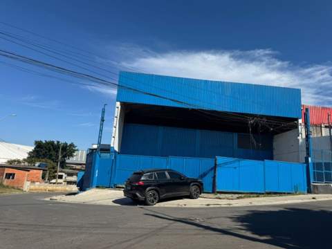 Galpão para alugar em Guarulhos (V Nova Bonsucesso), 3 banheiros, 3 vagas, 545 m2 de área útil, código 181-2172 (2/10)