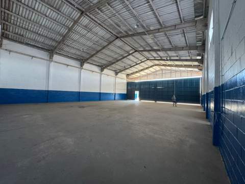 Galpão para alugar em Guarulhos (V Nova Bonsucesso), 3 banheiros, 3 vagas, 545 m2 de área útil, código 181-2172 (9/10)