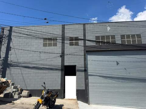 Galpão para alugar em Guarulhos (Pq Jurema - Pimentas), 3 banheiros, 2 vagas, 300 m2 de área útil, código 181-2173 (3/4)