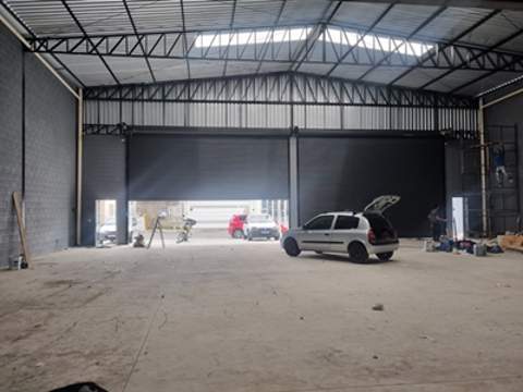 Galpão para alugar em Guarulhos (Jd Pres Dutra), 3 banheiros, 4 vagas, 400 m2 de área útil, código 181-2174 (5/13)