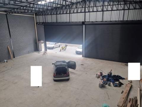 Galpão para alugar em Guarulhos (Jd Pres Dutra), 3 banheiros, 4 vagas, 400 m2 de área útil, código 181-2174 (12/13)