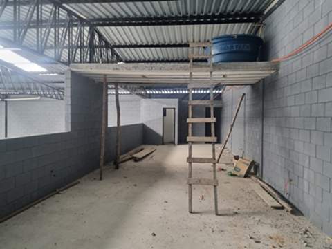 Galpão para alugar em Guarulhos (Jd Pres Dutra), 3 banheiros, 4 vagas, 400 m2 de área útil, código 181-2174 (13/13)