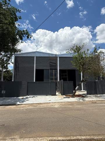 Galpão para alugar em Arujá (Jd Jóia), 5 banheiros, 3 vagas, 500 m2 de área útil, código 181-2175 (11/27)