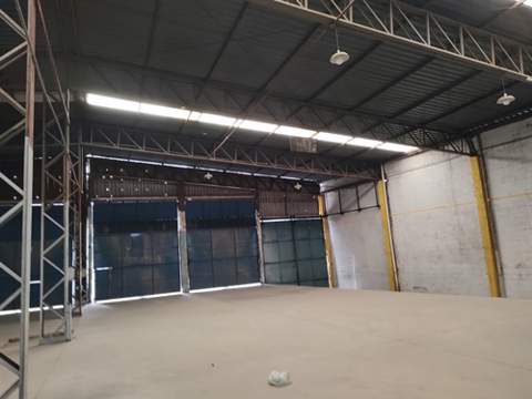 Galpão para alugar em Guarulhos (Cid Ind Sat de São Paulo - Cumbica), 5 banheiros, 15 vagas, 1.300 m2 de área útil, código 181-2184 (10/37)