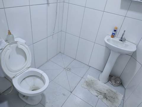 Galpão em Guarulhos (Cumbica), 2 banheiros, 2 vagas, 300 m2 de área útil, código 181-2186 (3/29)