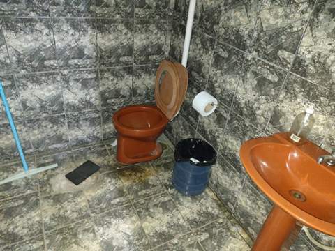 Galpão em Guarulhos (Cumbica), 2 banheiros, 2 vagas, 300 m2 de área útil, código 181-2186 (4/29)