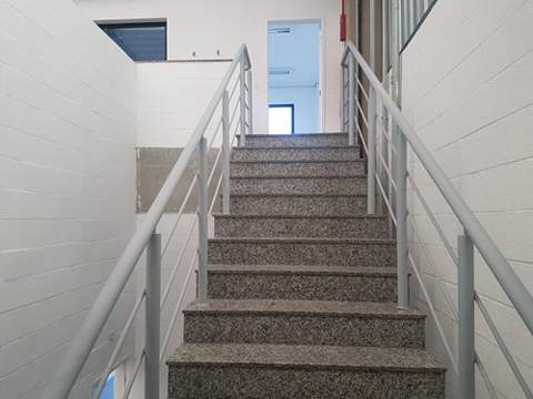 Galpão em Guarulhos (Jd Fátima - Bonsucesso), 8 banheiros, 20 vagas, 2.040 m2 de área útil, código 181-2187 (21/40)