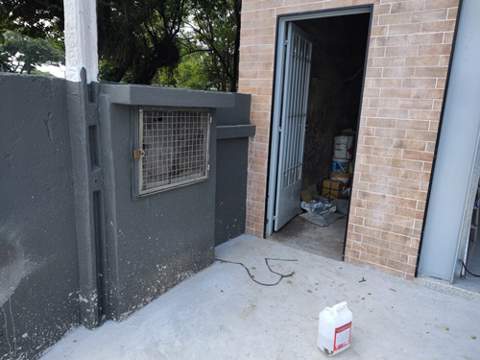 Salão para alugar em Guarulhos (V Nova Bonsucesso), 2 banheiros, 4 vagas, 330 m2 de área útil, código 181-2188 (17/18)