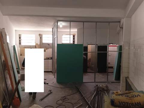 Galpão para alugar em Guarulhos (Cid Ind Sat de São Paulo - Cumbica), 5 banheiros, 6 vagas, 1.300 m2 de área útil, código 181-2191 (40/44)