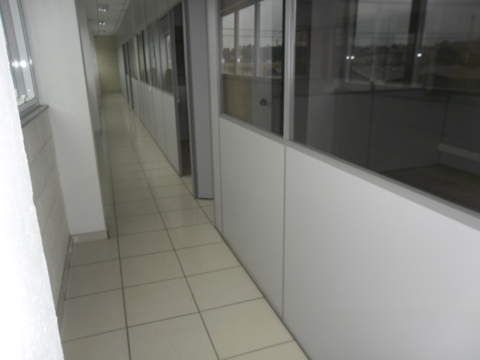 Galpão para alugar em Guarulhos (Cid Jd Cumbica), 6 banheiros, 10 vagas, 930 m2 de área útil, código 181-2195 (4/21)