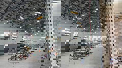 Galpão para alugar em Guarulhos (Cid Ind Sat de São Paulo - Cumbica), 6 banheiros, 4 vagas, 1.375 m2 de área útil, código 181-2200 (20/30)