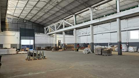 Galpão para alugar em Guarulhos (Cid Ind Sat de São Paulo - Cumbica), 10 banheiros, 30 vagas, 12.500 m2 de área útil, código 181-2202 (28/65)