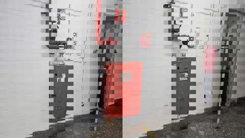 Galpão para alugar em Guarulhos (Cid Ind Sat de São Paulo - Cumbica), 10 banheiros, 30 vagas, 12.500 m2 de área útil, código 181-2202 (59/65)