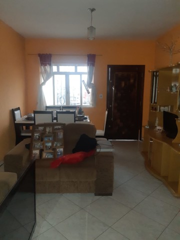 Casa para alugar em Guarulhos (Jd Pres Dutra), 4 dormitórios, 3 suites, 5 banheiros, 1 vaga, 120 m2 de área útil, código 181-2206 (6/15)