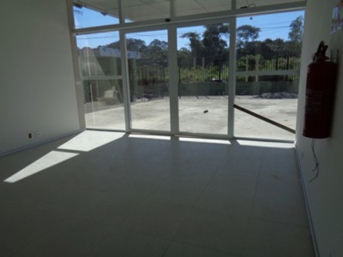 Galpão para alugar em Guarulhos (Jd Pres Dutra), 6 banheiros, 10 vagas, 2.800 m2 de área útil, código 181-2210 (23/31)