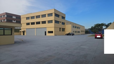 Galpão em Arujá (Centro Ind), 8 banheiros, 10 vagas, 2.500 m2 de área útil, código 181-2213 (29/58)