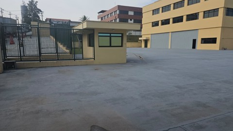 Galpão em Arujá (Centro Ind), 8 banheiros, 10 vagas, 2.500 m2 de área útil, código 181-2213 (32/58)