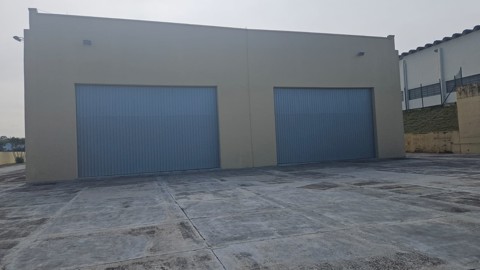 Galpão em Arujá (Centro Ind), 8 banheiros, 10 vagas, 2.500 m2 de área útil, código 181-2213 (36/58)