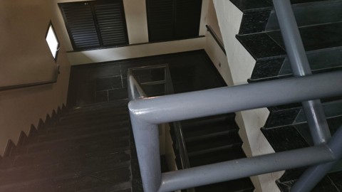 Galpão em Arujá (Centro Ind), 8 banheiros, 10 vagas, 2.500 m2 de área útil, código 181-2213 (56/58)