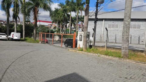 Galpão para alugar em Guarulhos com 5 banheiros, 20 vagas, 750 m2 de área útil, código 181-2214 (24/33)