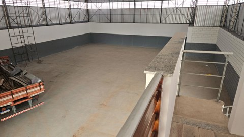 Galpão para alugar em Arujá com 5 banheiros, 8 vagas, 750 m2 de área útil, código 181-2216 (3/26)