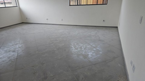 Galpão para alugar em Arujá com 5 banheiros, 8 vagas, 750 m2 de área útil, código 181-2216 (16/26)