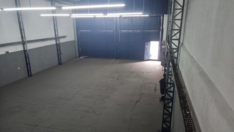 Galpão para alugar em Guarulhos com 3 banheiros, 4 vagas, 250 m2 de área útil, código 181-2219 (7/14)