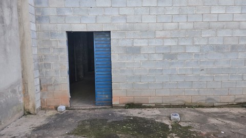 Galpão para alugar em Guarulhos com 2 banheiros, 4 vagas, 200 m2 de área útil, código 181-2224 (12/16)