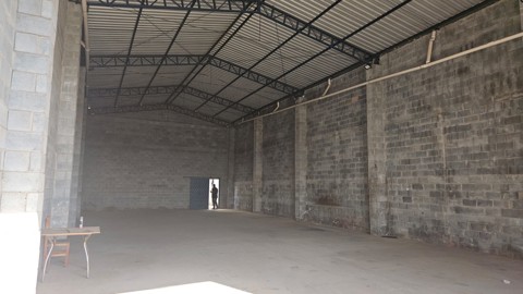 Galpão para alugar em Guarulhos com 2 banheiros, 4 vagas, 200 m2 de área útil, código 181-2224 (15/16)