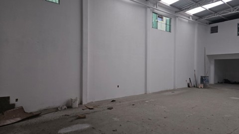 Galpão para alugar em Guarulhos com 3 banheiros, 4 vagas, 250 m2 de área útil, código 181-2226 (6/15)