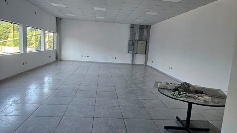 Galpão para alugar em Guarulhos com 10 banheiros, 20 vagas, 5.060 m2 de área útil, código 181-2229 (1/59)