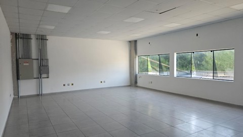 Galpão para alugar em Guarulhos com 10 banheiros, 20 vagas, 5.060 m2 de área útil, código 181-2229 (5/59)