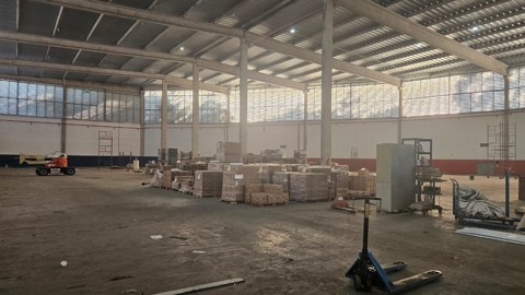 Galpão para alugar em Guarulhos com 10 banheiros, 20 vagas, 5.060 m2 de área útil, código 181-2229 (42/59)