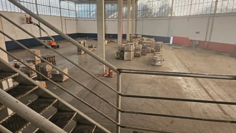 Galpão para alugar em Guarulhos com 10 banheiros, 20 vagas, 5.060 m2 de área útil, código 181-2229 (58/59)