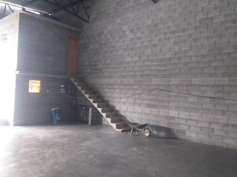 Galpão para alugar em Guarulhos com 3 banheiros, 2 vagas, 250 m2 de área útil, código 181-2234 (2/6)