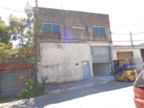 Galpão em Guarulhos com 3 banheiros, 2 vagas, 300 m2 de área útil, código 181-2240 (11/20)