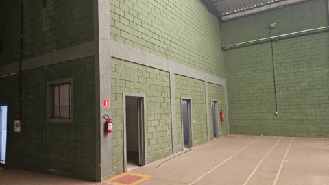 Galpão para alugar em Itaquaquecetuba com 4 banheiros, 4 vagas, 750 m2 de área útil, código 181-2245 (4/31)