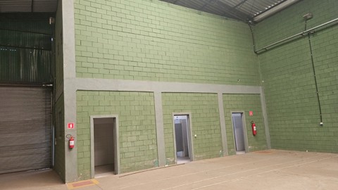 Galpão para alugar em Itaquaquecetuba com 4 banheiros, 4 vagas, 750 m2 de área útil, código 181-2245 (12/31)