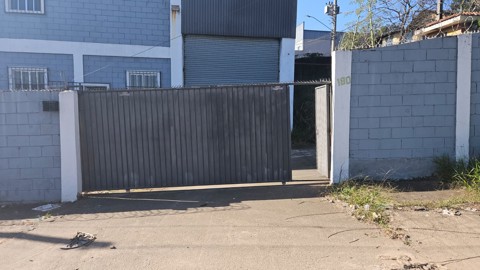 Galpão para alugar em Itaquaquecetuba com 4 banheiros, 4 vagas, 750 m2 de área útil, código 181-2245 (31/31)
