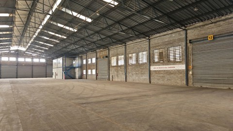 Galpão para alugar em Guarulhos com 4 banheiros, 15 vagas, 4.000 m2 de área útil, código 181-2246 (3/22)