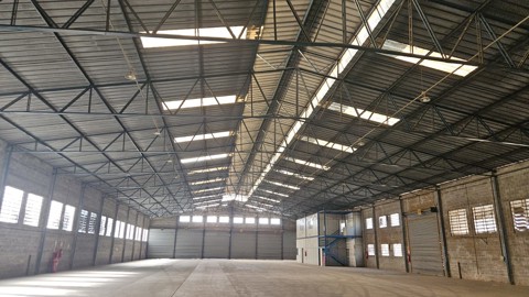 Galpão para alugar em Guarulhos com 4 banheiros, 15 vagas, 4.000 m2 de área útil, código 181-2246 (12/22)