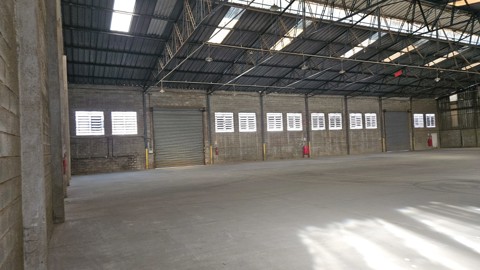 Galpão para alugar em Guarulhos com 4 banheiros, 15 vagas, 4.000 m2 de área útil, código 181-2246 (13/22)