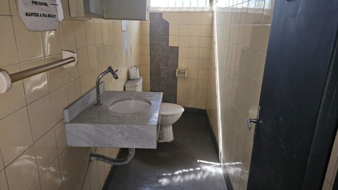 Galpão para alugar em Guarulhos com 5 banheiros, 4 vagas, 1.400 m2 de área útil, código 181-2248 (4/29)