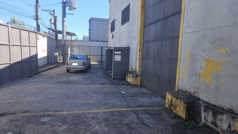 Galpão para alugar em Guarulhos com 6 banheiros, 3 vagas, 800 m2 de área útil, código 181-2250 (26/36)