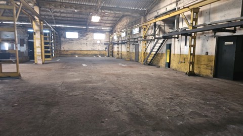 Galpão para alugar em Guarulhos com 6 banheiros, 3 vagas, 800 m2 de área útil, código 181-2250 (31/36)