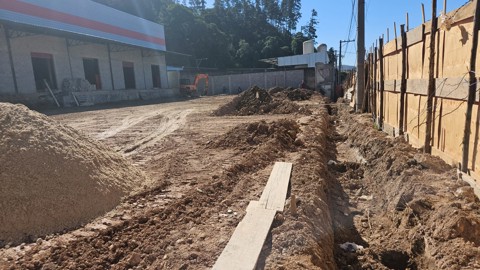 Galpão para alugar em São Paulo com 4 banheiros, 6 vagas, 1.000 m2 de área útil, código 181-2256 (10/23)
