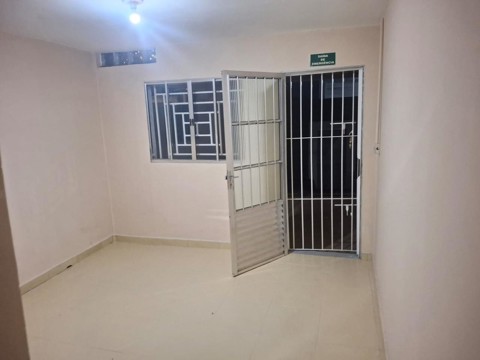 Galpão para alugar em Guarulhos com 5 banheiros, 6 vagas, 750 m2 de área útil, código 181-2259 (10/14)